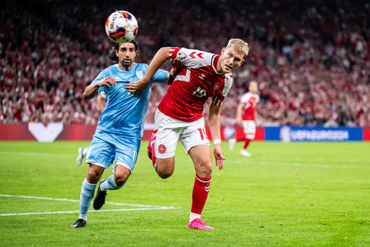 Manuel Battistini of San Marino and Jonas Wind of Denmark