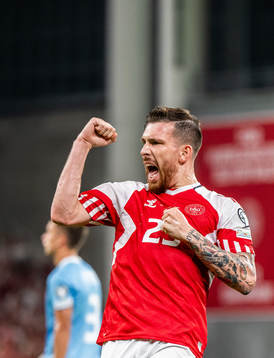 Pierre-Emile Højbjerg of Denmark celebrates