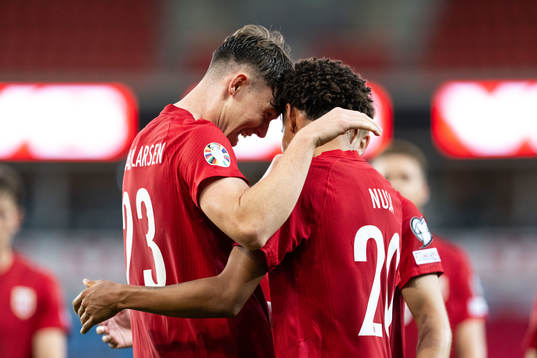Antonio Nusa of Norway celebrates with Antonio Nusa