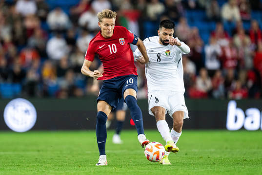 Martin Ødegaard of Norway and Noor Al-Rawabdeh of Norway