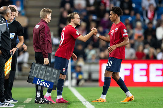 Bård Finne and Antonio Nusa of Norway