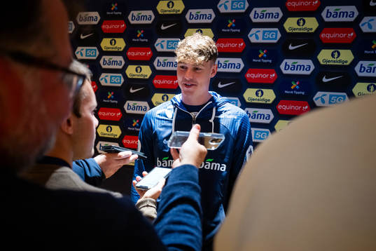 Jørgen Strand Larsen of Norway in mixed zone