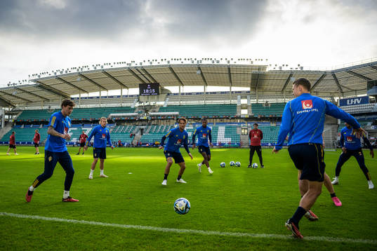 Victor Nilsson Lindelöf, Emil Forsberg, Albin Ekdal, Isak