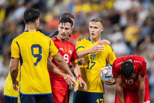 Jacob Ondrejka of Sweden and Mario Ilievski of North