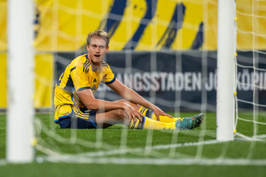 Oscar Vilhelmsson of Sweden looks dejected