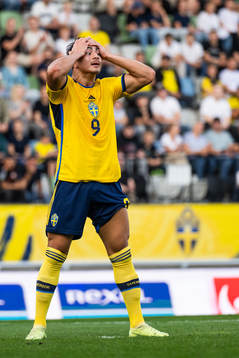 Jusef Erabi of Sweden looks dejected