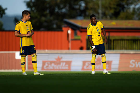 Yasin Ayari and Josafat Mendes of Sweden