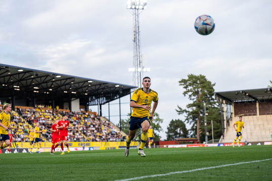 Mayckel Lahdo of Sweden