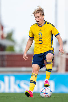 Daniel Svensson of Sweden