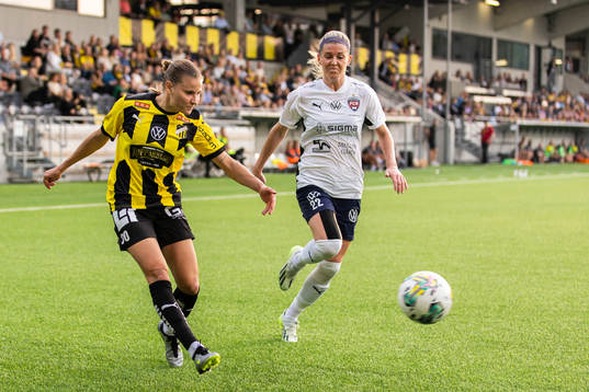 Bläddra bland fler bilder av Fotboll, Damallsvenskan, Häcken - FC Rosengård