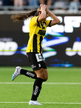 Häckens Rusul Rosa Kafaji deppar