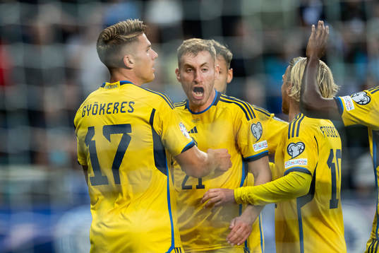Viktor Gyökeres of Sweden celebrate with teammates