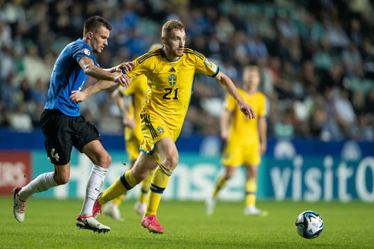 Mattias Käit of Estonia and Dejan Kulusevski of Sweden