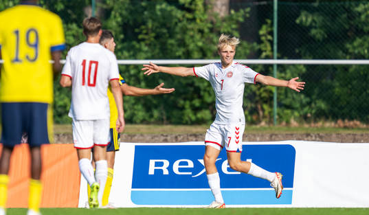 Victor Froholdt of Denmark celebrates