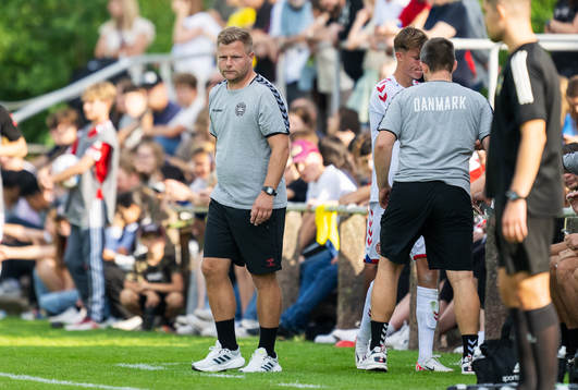Headcoach Lasse Stensgaard of Denmark