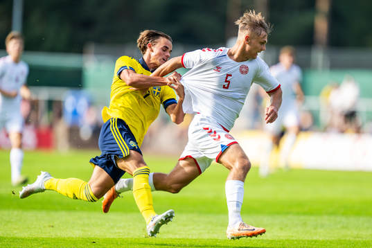 Simon Sjöholm of Sweden and Lukas Wessel of Denmark