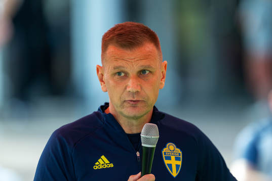Headcoach Andreas Pettersson of Sweden