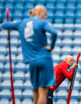 Erling Braut Haaland and Ståle Solbakken, head coach of
