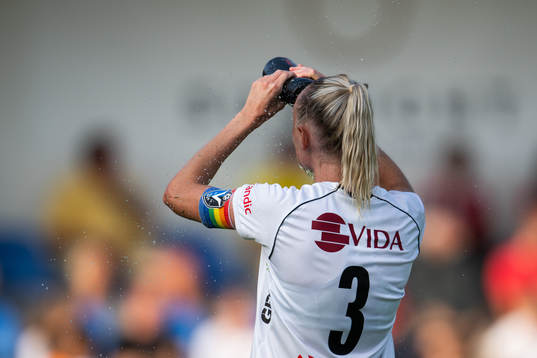 Växjö DFFs Emma Pennsäter svalkar