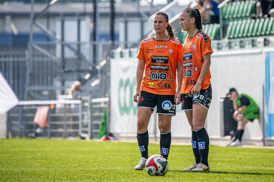 Kristianstads Josefin Harrysson och Amy Sayer