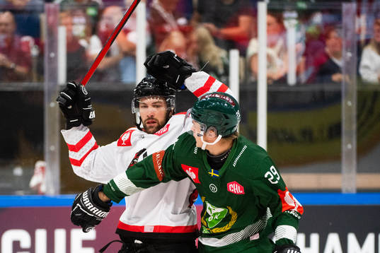 Pierre-Olivier Morin of Aalborg Pirates and Lucas Forsell