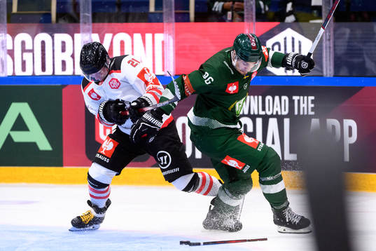 Jeppe Jul Korsgaard of Aalborg Pirates and David Tomasek of