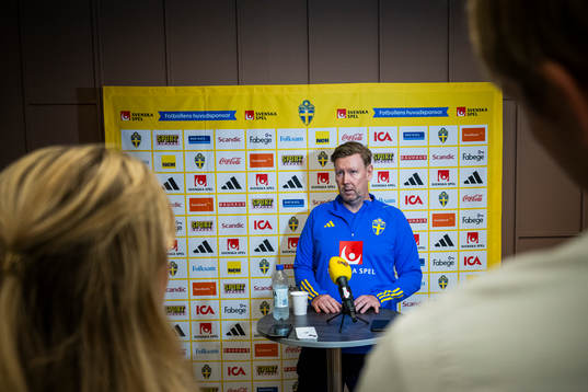 Assistant coach Peter Wettergren of the Swedish national
