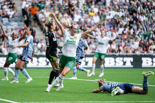 Hammarbys Ellen Wangerheim jublar