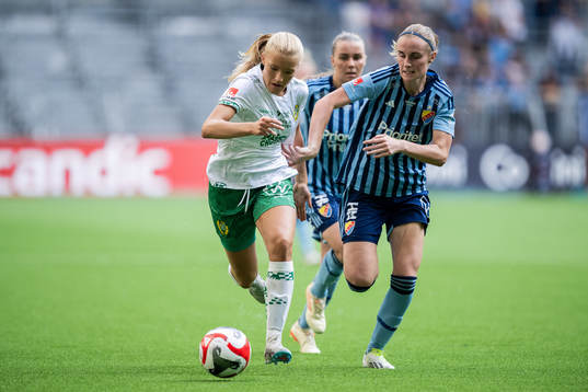 Hammarbys Smilla Holmberg och Djurgårdens Kamilla
