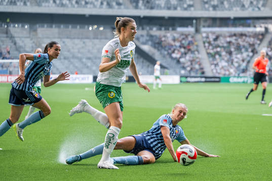 Hammarbys Emma Westin och Djurgårdens Nellie Lilja