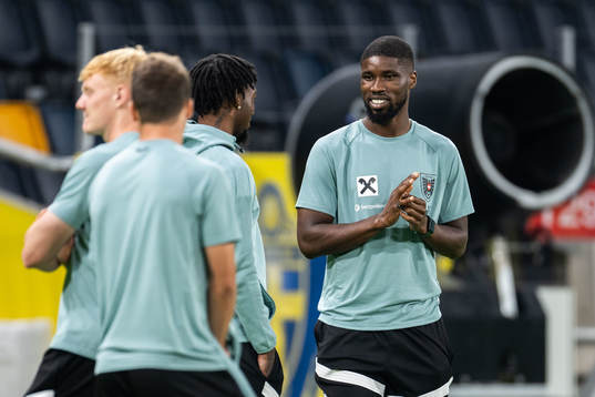 Kevin Danso of the Austrian national football team
