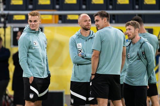 Philipp Lienhart, goalkeeper Andreas Schlager and Florian