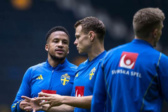 Martin Olsson and Viktor Claesson of the Swedish national