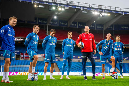 Bläddra bland fler bilder av Football, UEFA Euro Qualifier, Norway, training