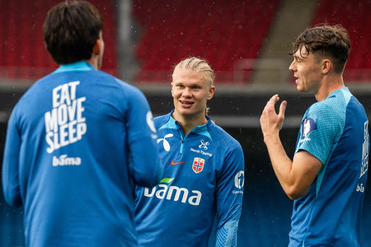 Erling Braut Haaland and Jørgen Strand Larsen of the