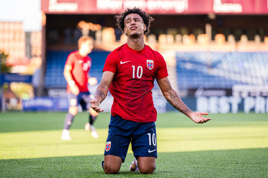 Oscar Bobb of Norway looks dejected