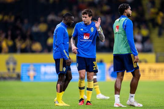 Ken Sema and Victor Nilsson Lindelöf of Sweden