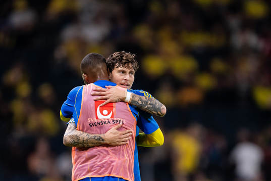 Victor Nilsson Lindelöf and Isak Hien of Sweden