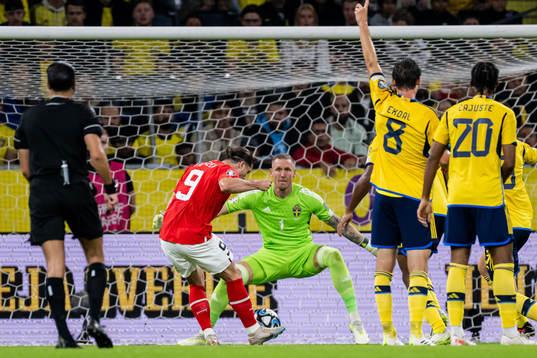 Marcel Sabitzer of Austria against goalkeeper Robin Olsen