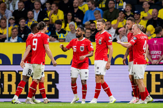 Marko Arnautovic of Austria celebrate