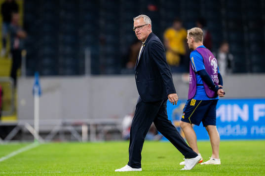 Head coach Janne Andersson of Sweden looks dejected