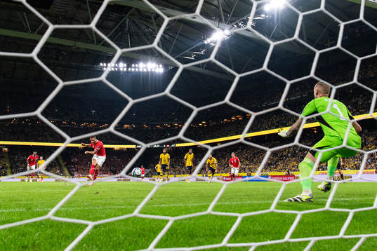 Marko Arnautovic of Austria scores 0-3