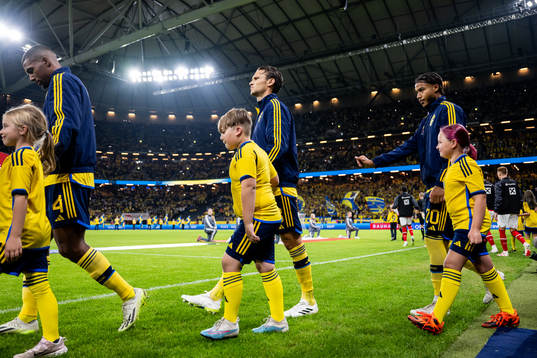 Isak Hien, Albin Ekdal and Jens-Lys Cajuste of Sweden