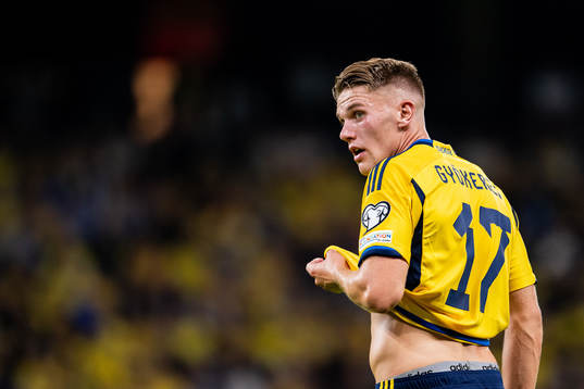 Viktor Gyökeres of Sweden looks dejected