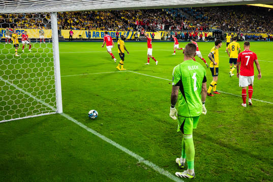 Goalkeeper Robin Olsen of Sweden looks dejected