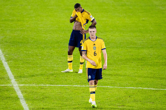 Emil Holm looks dejected