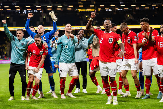 Players of Austria celebrates
