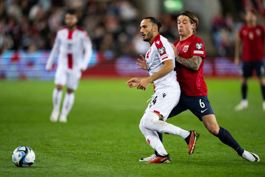 Giorgi Kochorashvili of Georgia and Patrick Berg of Norway