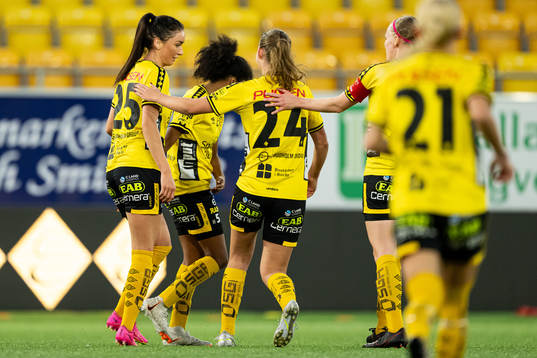 Elfsborgs Izabella Bergström jublar