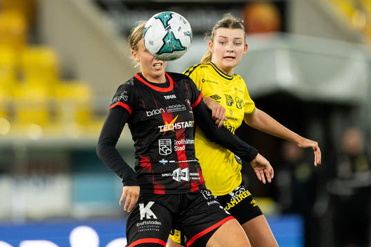 Trollhättans Sanna Jensen och Elfsborgs Ida Backlund